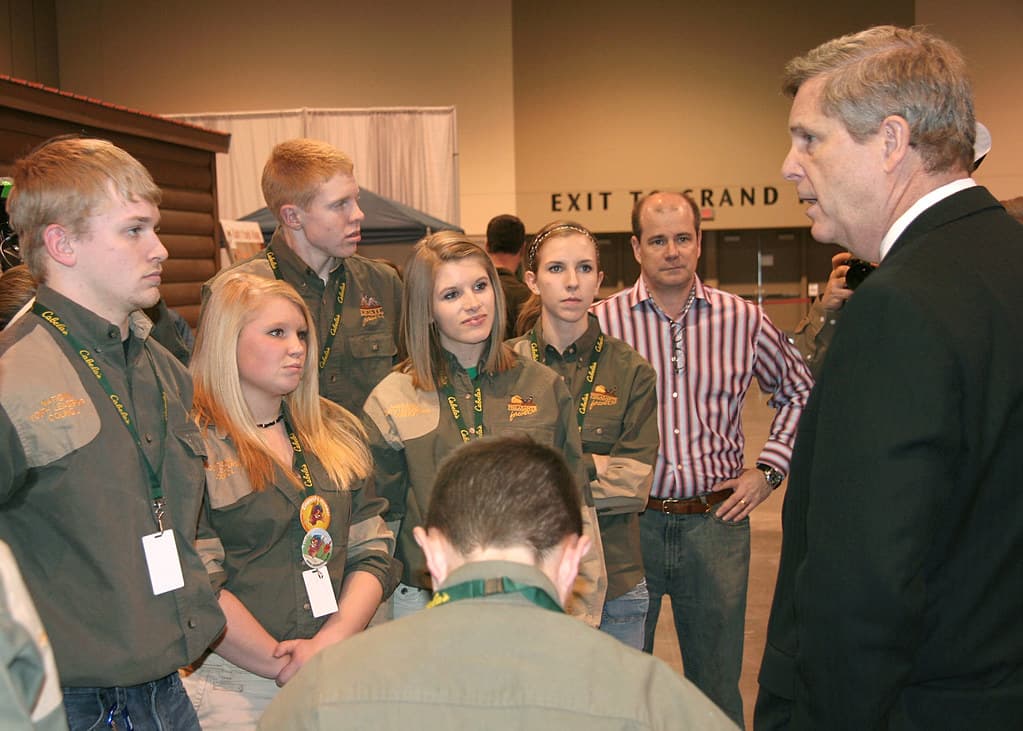 Faculty-led executive seminar